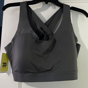 Women’s sports bra- medium support
